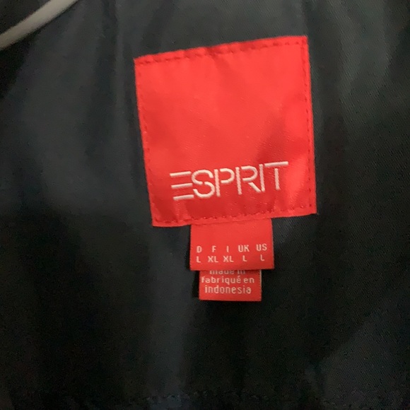 Esprit Vest - Picture 2 of 6